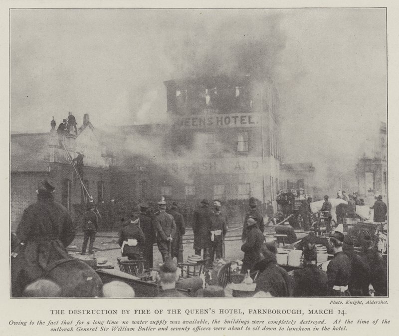 The Destruction by Fire of Queens Hotel, Farnborough, 14 March od English Photographer