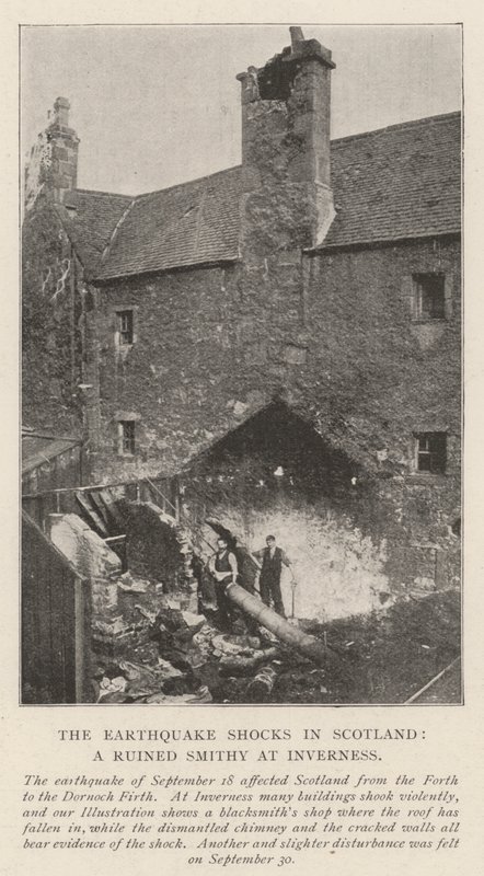 Zemětřesení ve Skotsku, zničená kovárna v Inverness od English Photographer
