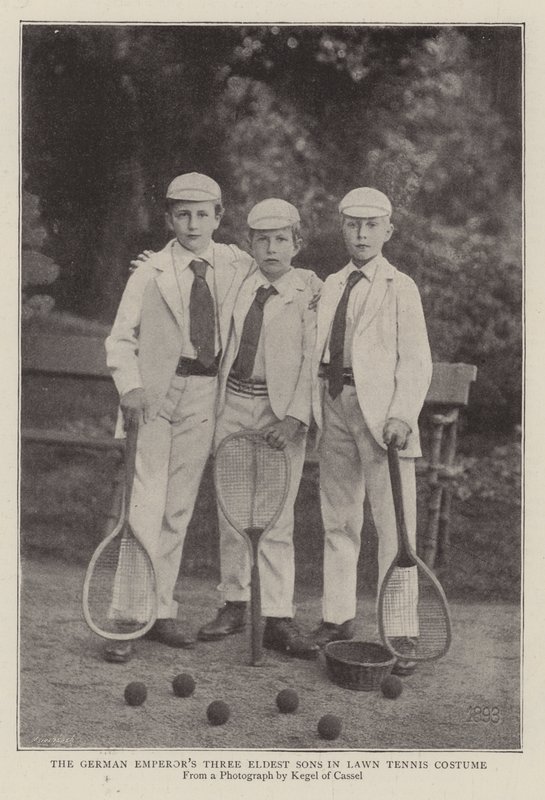 Němečtí císaři tři nejstarší synové v kostýmu Lawn Tennis od English Photographer