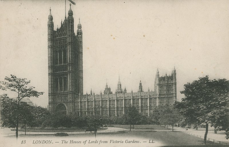 Houses of Lords z Victoria Gardens v Londýně od English Photographer