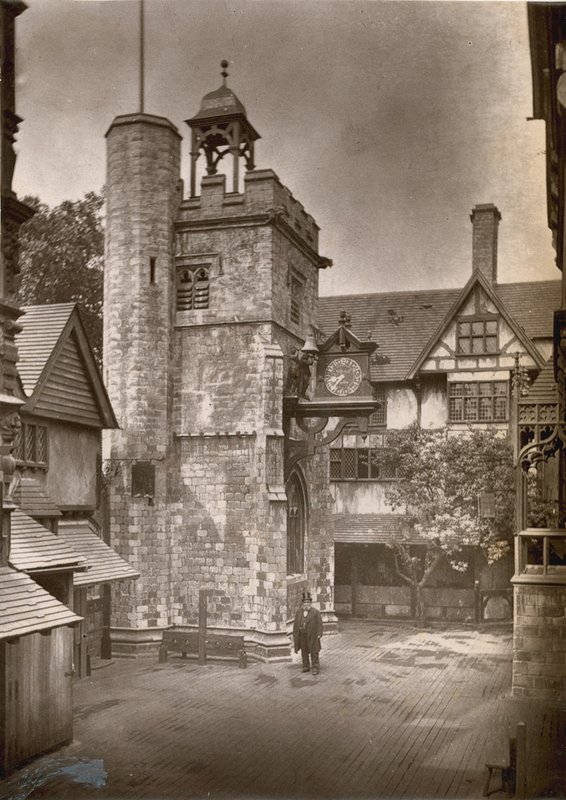 Mezinárodní výstava zdraví v South Kensington: All-Hallows Stained and Butchers Row od English Photographer
