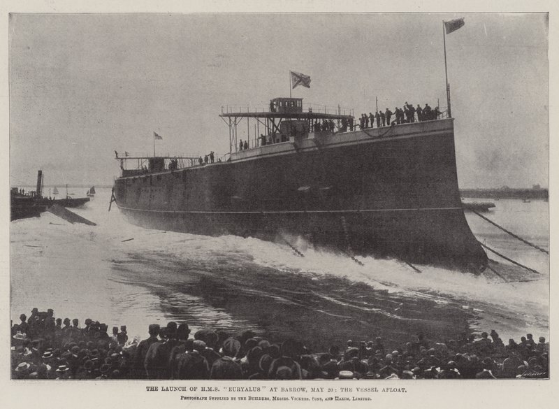 Start lodi HMS Euryalus v Barrow, 20. května, plavidlo pluje od English Photographer