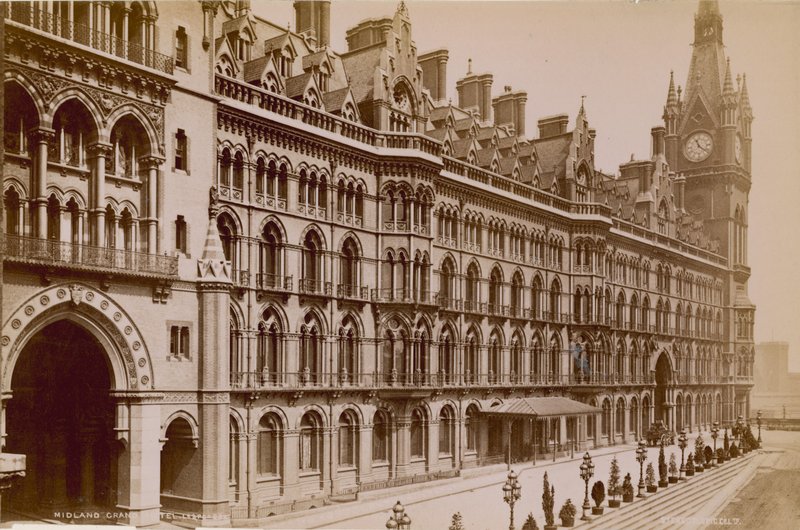 The Midland Grand Hotel, The Midland Railway Station, Euston Road, Londýn od English Photographer
