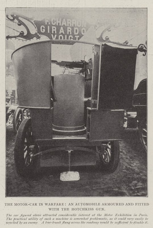 Motor-Car in Warfare, obrněný automobil vybavený pistolí Hotchkiss od English Photographer