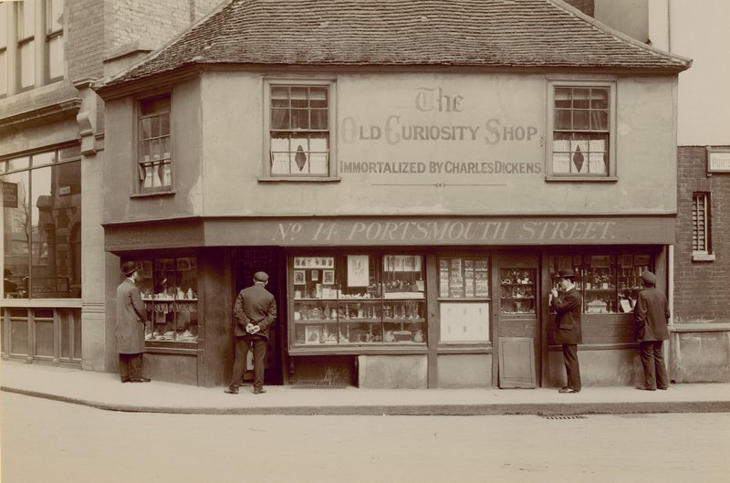 The Old Curiosity Shop, 14 Portsmouth Street, Lincolns Inn Fields, Londýn od English Photographer