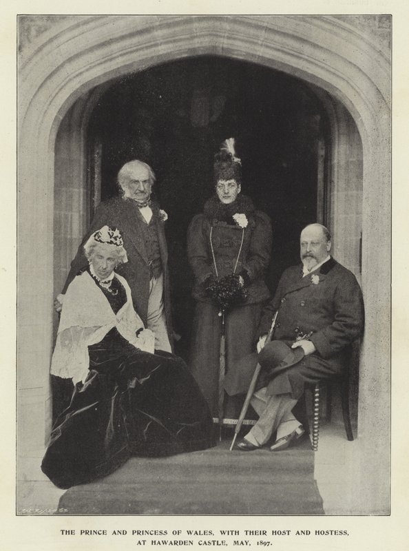 Princ a princezna z Walesu, se svým hostitelem a hostitelkou, na zámku Hawarden, květen 1897 od English Photographer