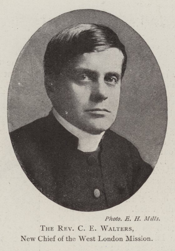 Reverend C E Walters, nový náčelník mise v západním Londýně od English Photographer