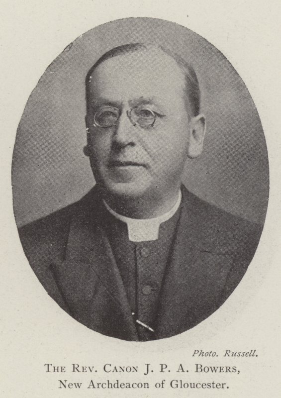 Reverend Canon J P A Bowers, nový arciděkan z Gloucesteru od English Photographer