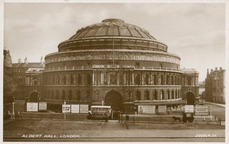 Royal Albert Hall, Londýn od English Photographer