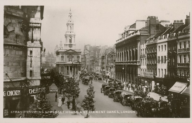 Strand, ukazující Somerset House a St Clement Danes, Londýn od English Photographer
