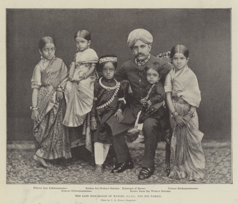 Zesnulý maharadž z Mysore, GCSI a jeho rodina od English Photographer