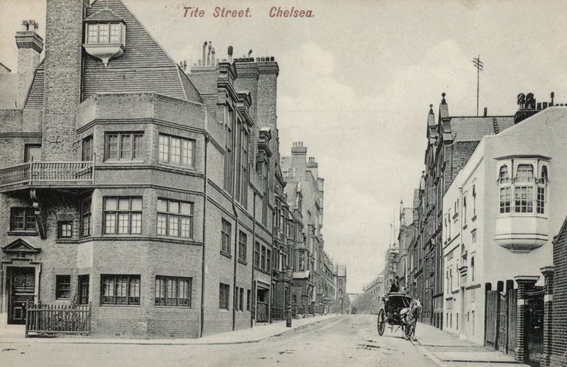Tite Street, Chelsea, Londýn (černobílá fotografie) od English Photographer