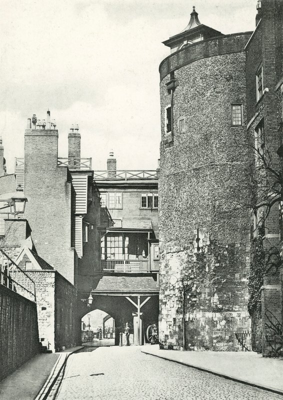 Tower of London, Bell Towers a Byward od English Photographer
