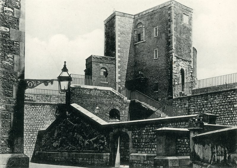 Tower of London, Martin Tower od English Photographer
