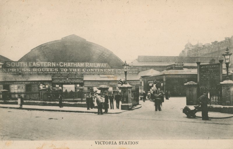 Victoria Station, Londýn od English Photographer