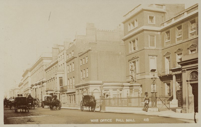 War Office, Pall Mall od English Photographer