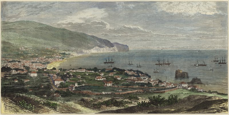 Zátoka a město Funchal od English School