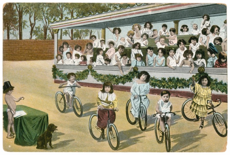 Dětský cyklistický závod od English School