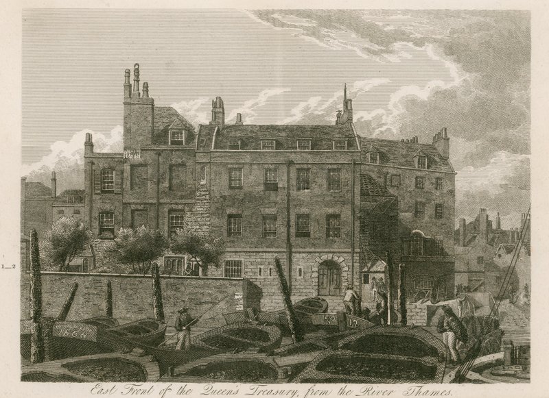 Východní fronta Queens Treasury, od řeky Temže od English School