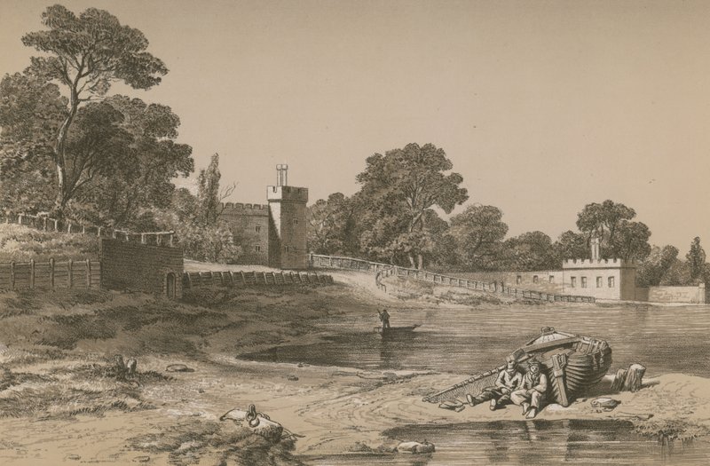 Hampton Court od English School