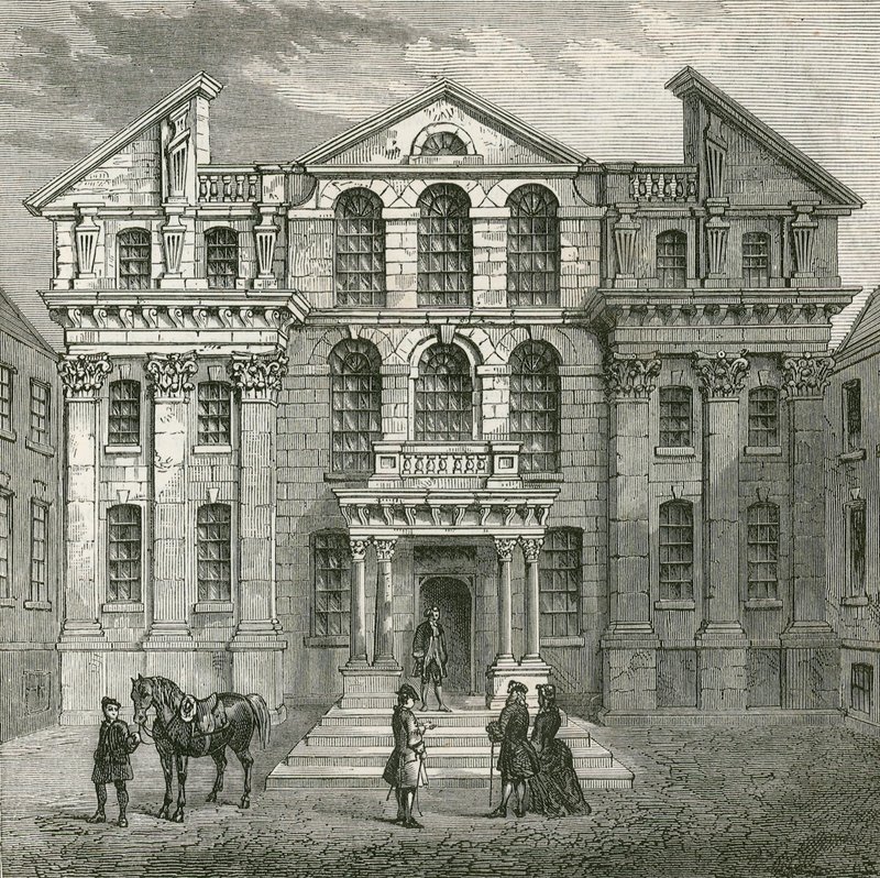 Monmouth House, Soho Square od English School