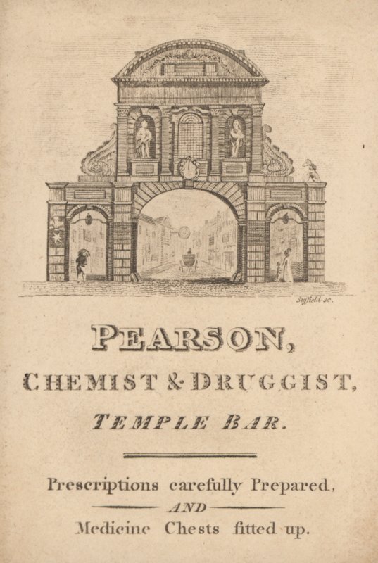 Obchodní karta pro Pearsona, chemika a drogistu, Temple Bar, Londýn (rytina) od English School