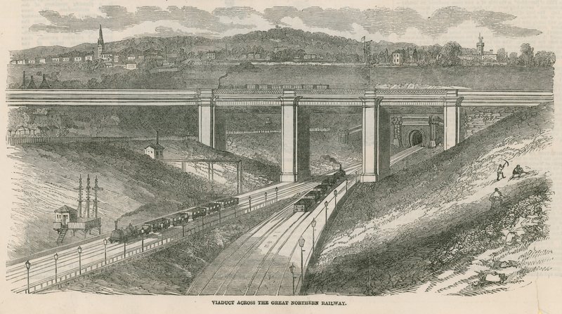 Viadukt přes železniční trať Great Northern Railway, Londýn od English School