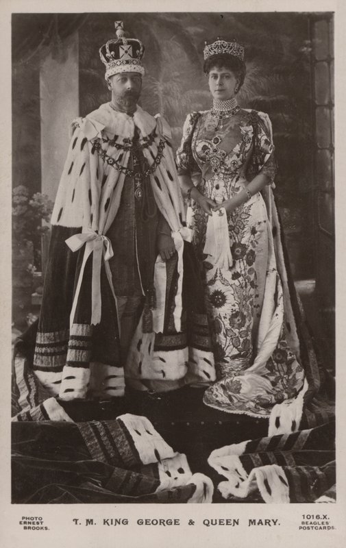 King George V a Queen Mary od Ernest Brooks