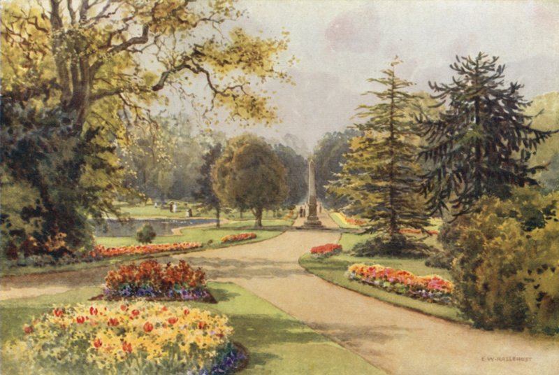 V Jephson Gardens, Leamington (barevné lito) od Ernest William Haslehust