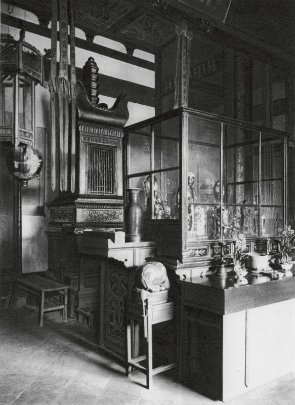 Fučou, Ku-šan, Jung-cuan-še, Fukien, Pagoda relikvií v knihovně kláštera na Bubnové hoře (čb foto) od Ernst Boerschmann