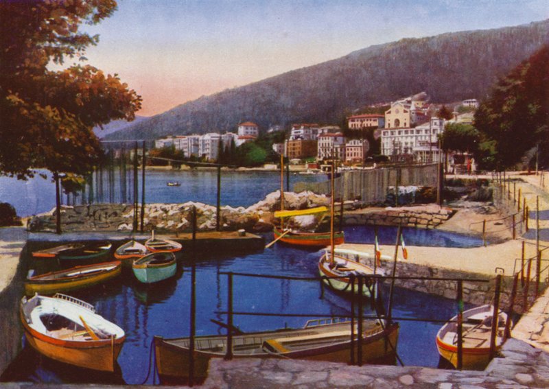 Opatija, nyní Opatija v Chorvatsku: Porticciuolo s výhledem na jižní promenádu ​​(foto) od European Photographer