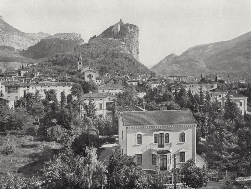 Arco (černobílá fotografie) od European Photographer
