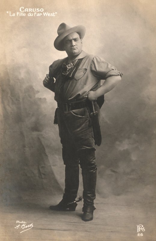 Enrico Caruso v Pucciniho La Fanciulla Del West (černobílá fotografie) od European Photographer