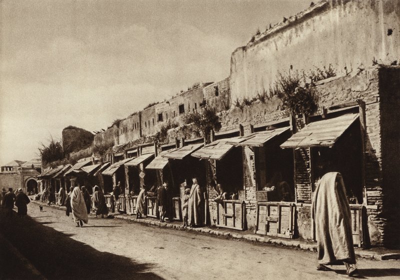 Meknes, Ulička klenotníků (čb fotografie) od European Photographer