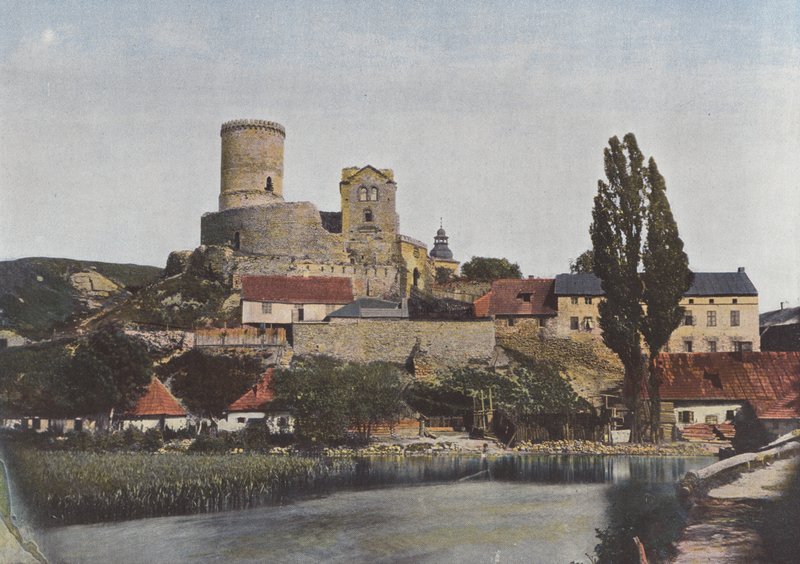Zřícenina hradu Kisinicz od European Photographer
