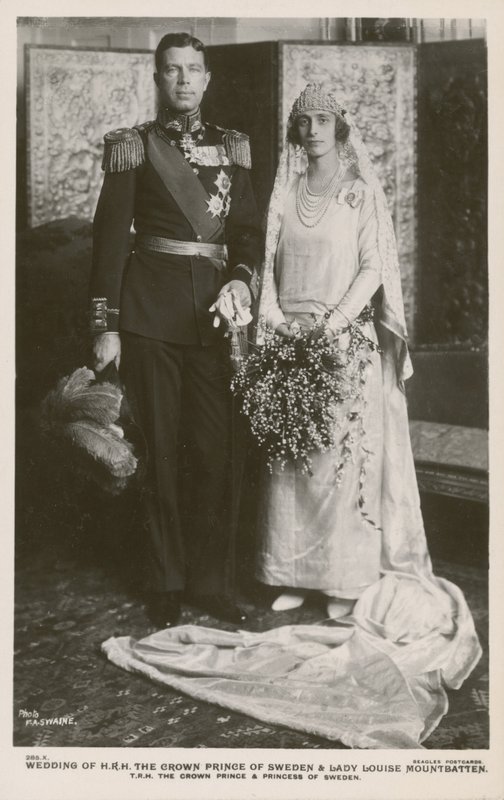 Svatba korunního prince Gustafa Adolfa Švédska a lady Louise Mountbattenové, 1923 od F.A Swaine
