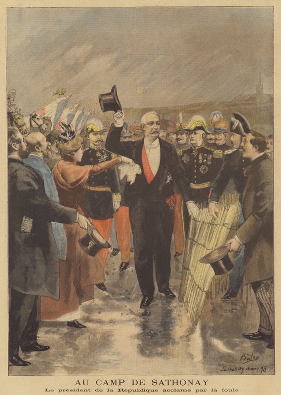 Prezident Faure oslavovaný davem v Camp de Sathonay od French School
