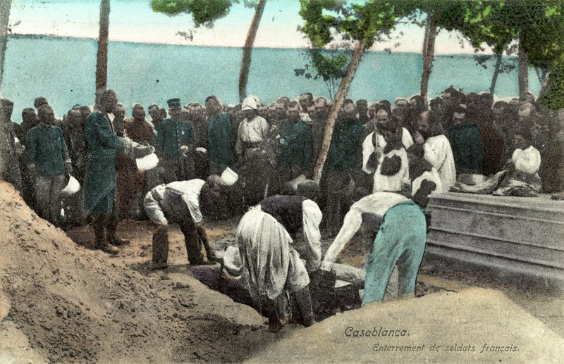 Casablanca, pohřeb francouzských vojáků od French Photographer
