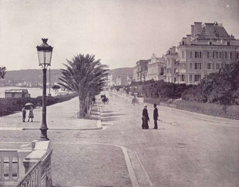 Středová část Široké promenády (černobílá fotografie) od French Photographer