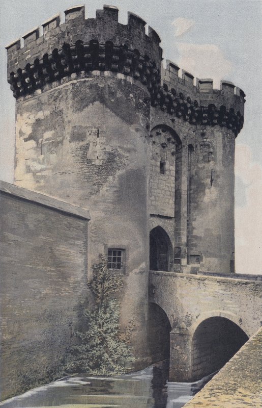 Chartres, Porte Guillaume, Pohled mimo město od French Photographer