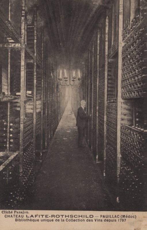 Chateau Lafite-Rothschild, Pauillac, Medoc, Knihovna sbírky vín od roku 1797 od French Photographer