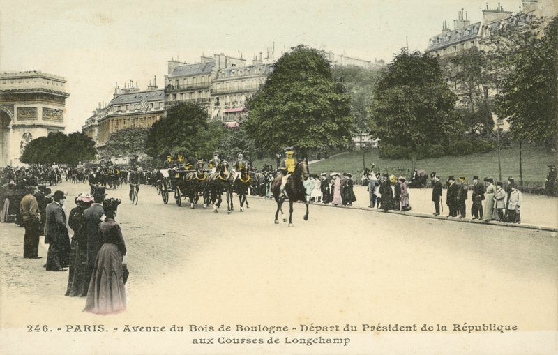 Odjezd prezidenta Francie, dostihová dráha Longchamp, Paříž (barevné foto) od French Photographer