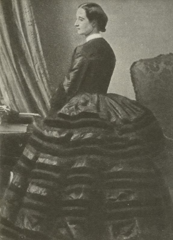 Eugenie De Montijo, manželka Napoleona III. (černobílá fotografie) od French Photographer
