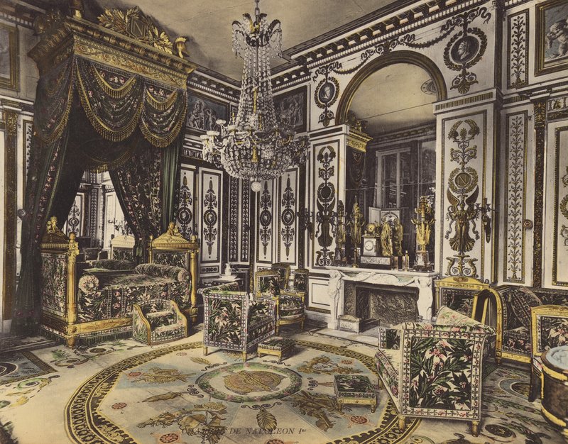 Fontainebleau: ložnice Napoleona I. (barevné foto) od French Photographer