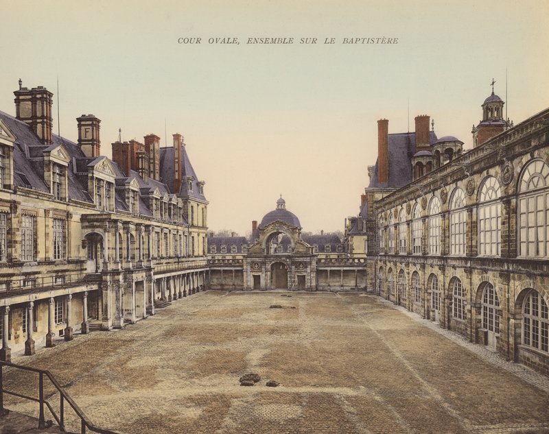 Fontainebleau: Cour Ovale, soubor na baptisteriu (barevné foto) od French Photographer
