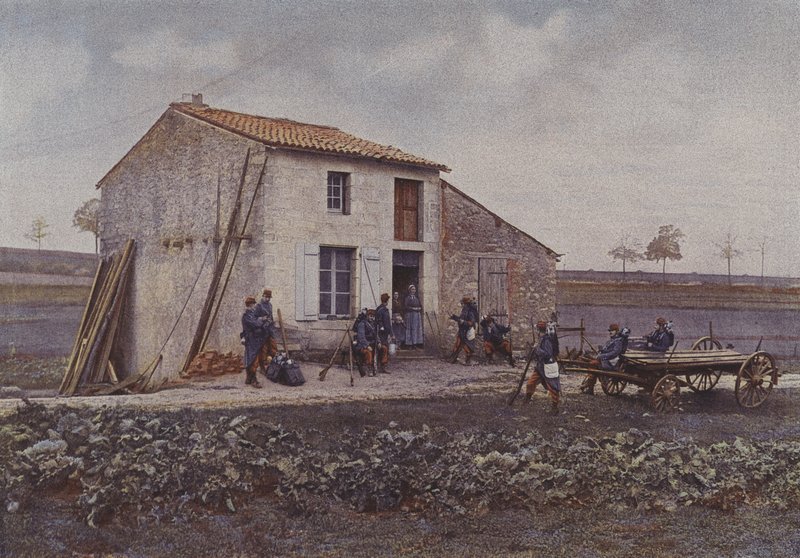 Francouzská pěchota na manévrech (barevné foto) od French Photographer