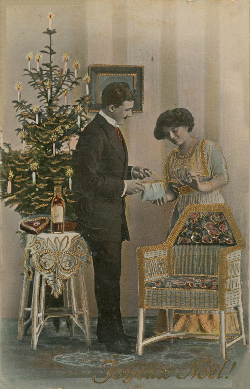 Veselá vánoční pohlednice zaslaná v roce 1913 (ručně kolorovaná fotografie) od French Photographer