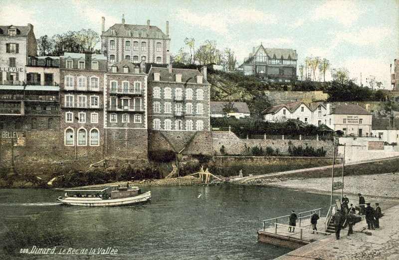 Harbour, Dinard (barevná fotografie) od French Photographer