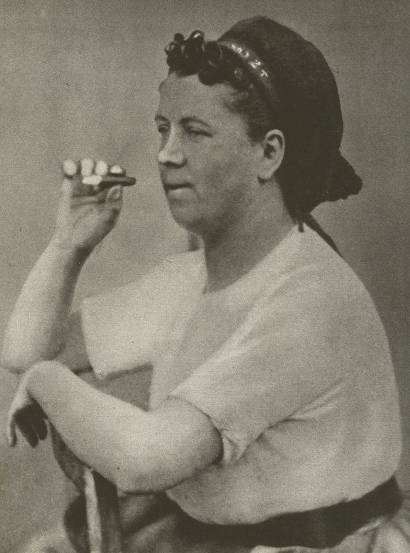 Hortense David, Pařížská komuna (černobílá fotografie) od French Photographer