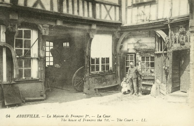 Dům krále Františka I., Abbeville (černobílá fotografie) od French Photographer